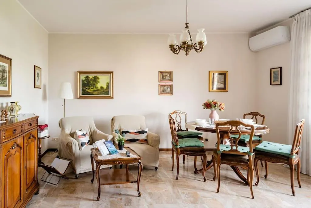 Casa De Rocco No Check In After 19 00 Apartment Brescia Italy
