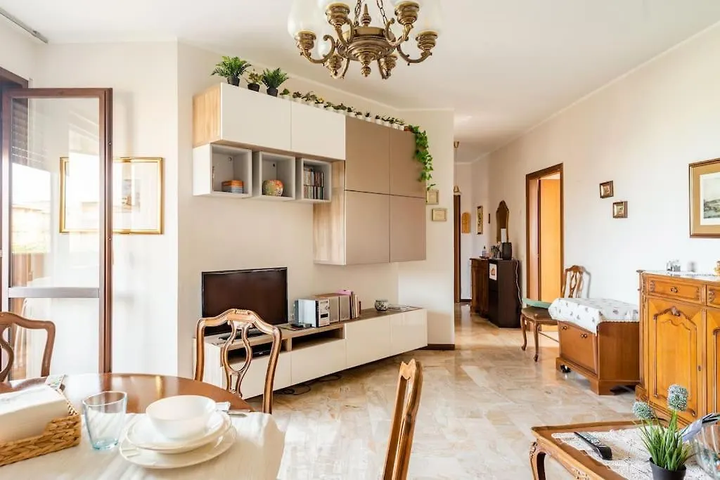 Casa De Rocco No Check In After 19 00 Apartment Brescia